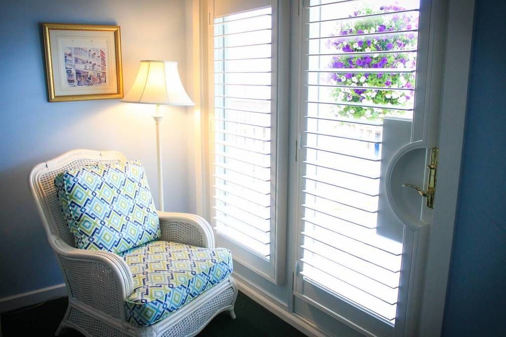 Lilac Tree Suites Макинак Айлънд Екстериор снимка
